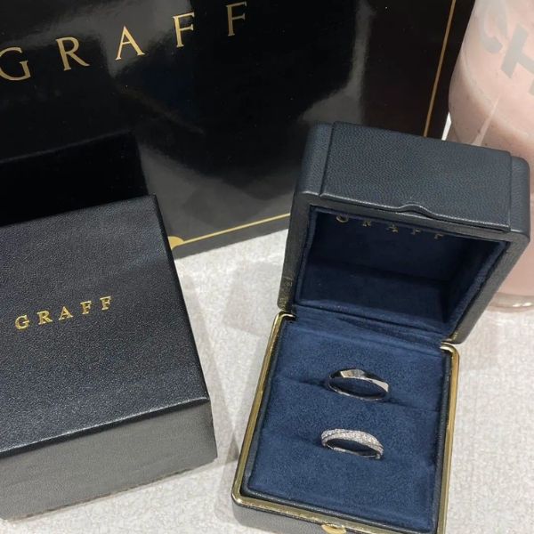 Nên mua nhẫn cưới của hãng nào đẹp?