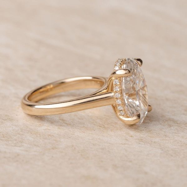 Chấu kết hợp Halo ẩn