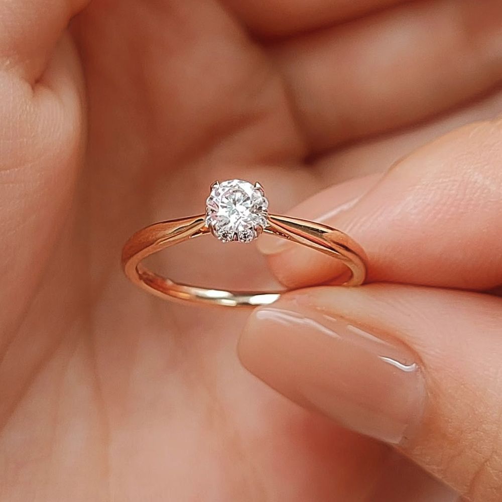 Nhẫn cầu hôn vàng hồng 18K