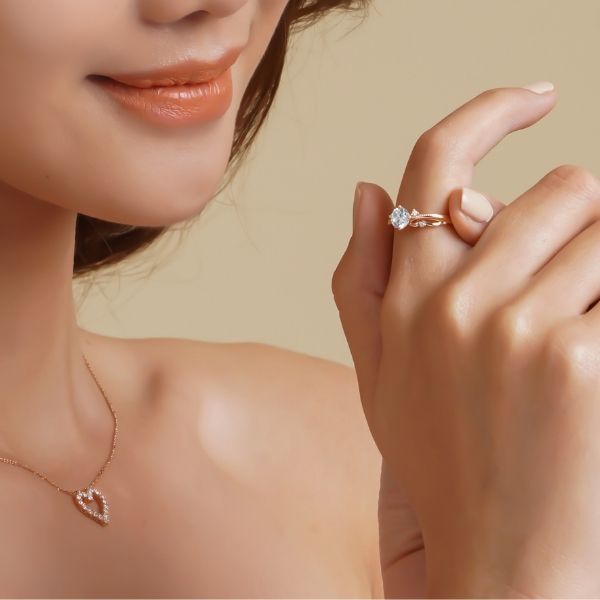 5 lý do nên chọn nhẫn đính hôn vàng hồng